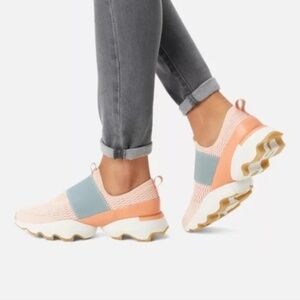 Sorel Women's Kinetic Impact Slip-On Strap Sneaker Peach Blossom/Paradiso Sz 9.5